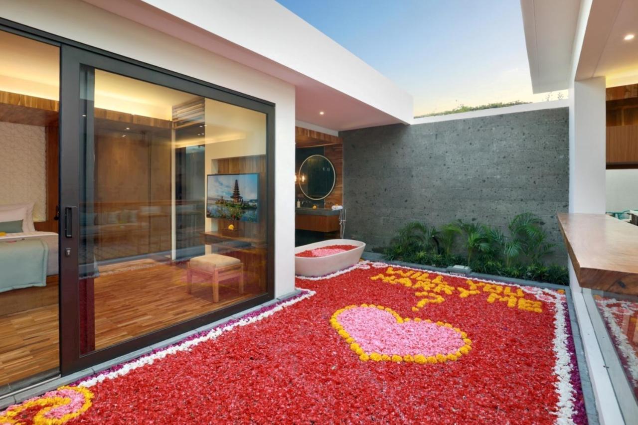 Ayona Villa Seminyak By Ini Vie Hospitality Exterior foto