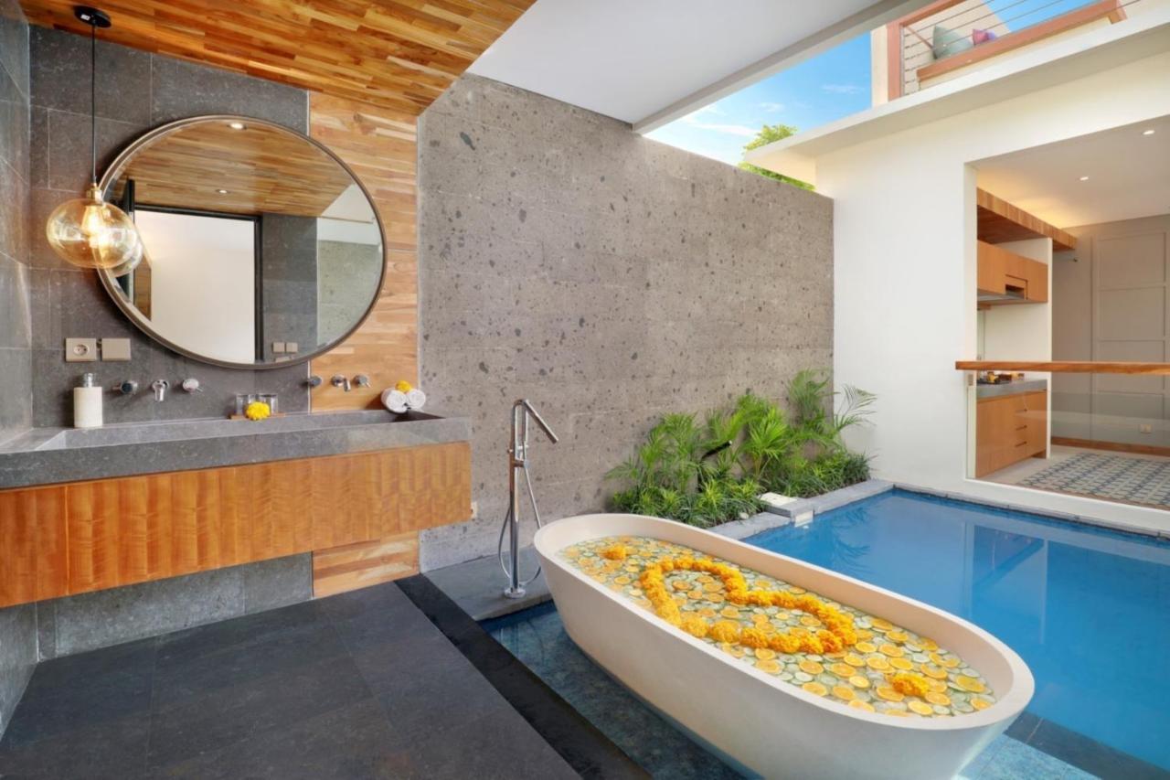 Ayona Villa Seminyak By Ini Vie Hospitality Exterior foto
