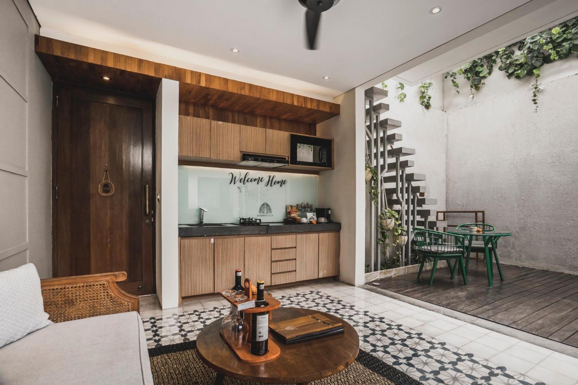 Ayona Villa Seminyak By Ini Vie Hospitality Exterior foto